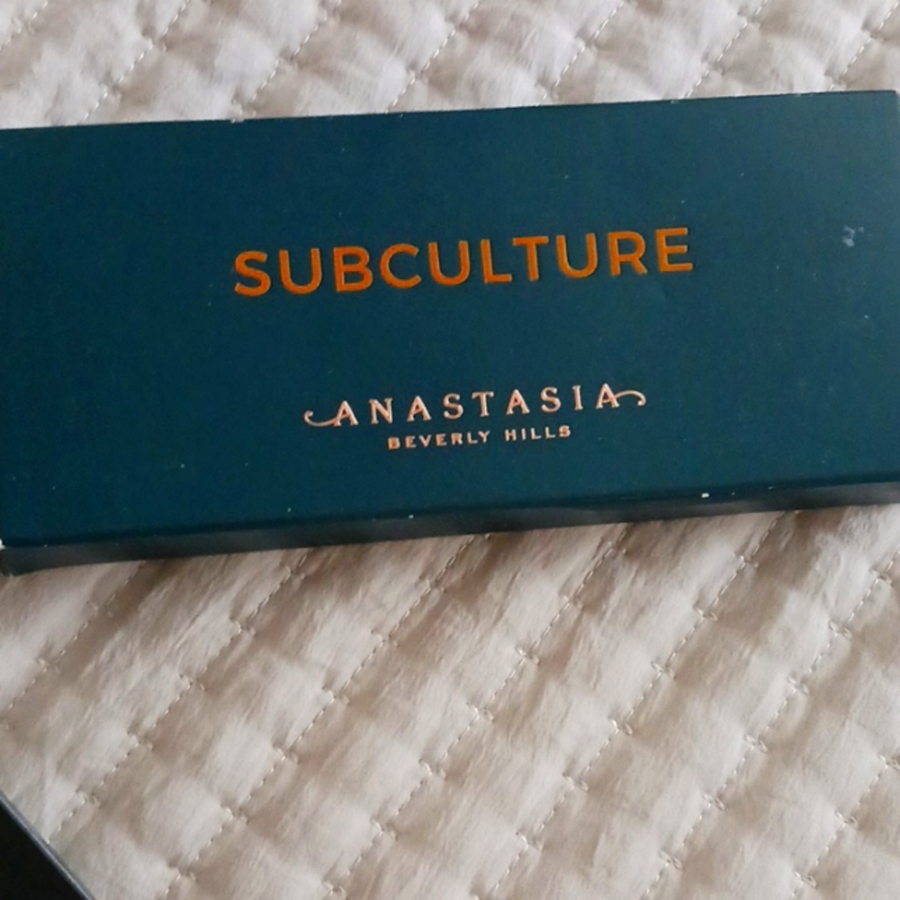 Subculture Anastasia Beverly Hill eyeshadow palette